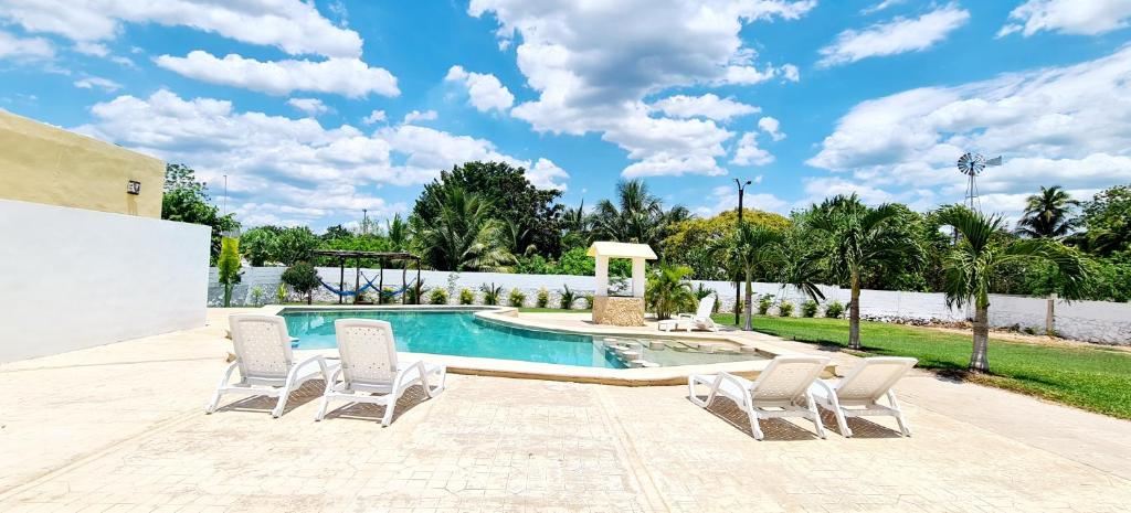 Sun loungers and the pool deck